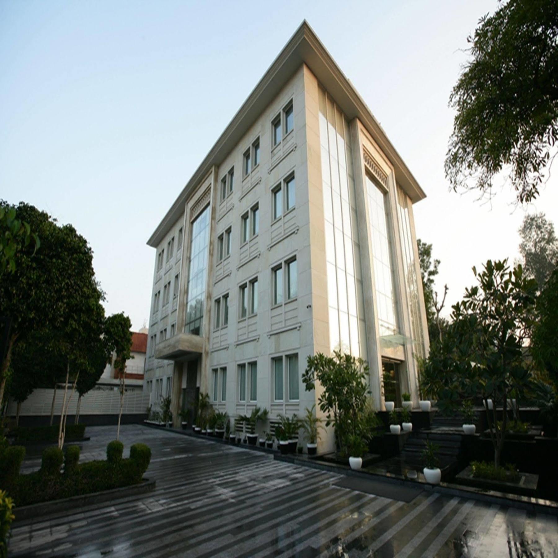 Muse Sarovar Portico Nehru Place New Delhi Buitenkant foto