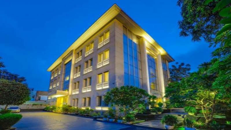Muse Sarovar Portico Nehru Place New Delhi Buitenkant foto